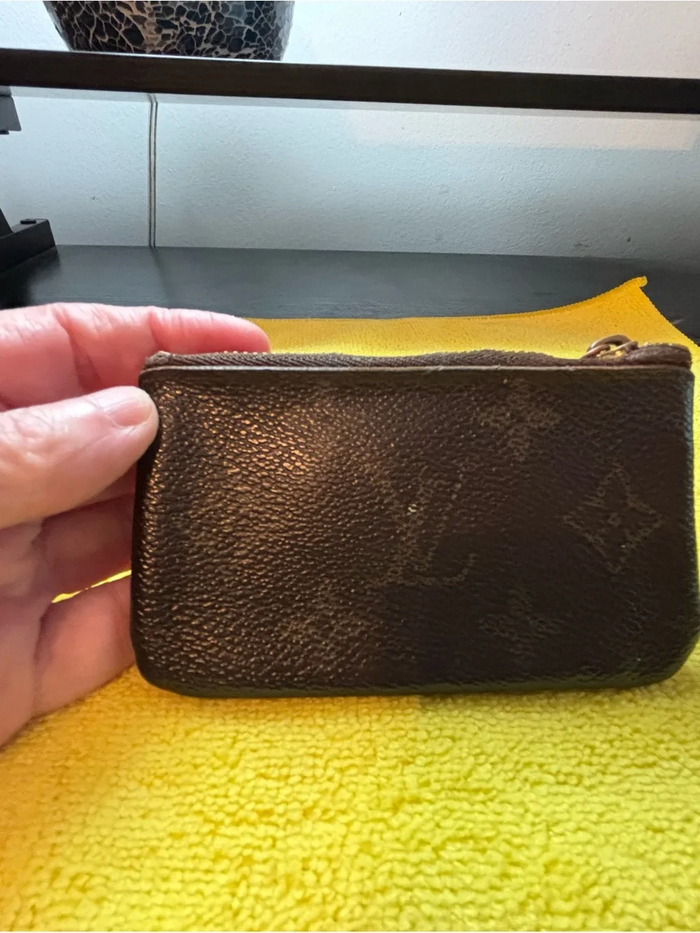 Authentic Louis Vuitton Pochette Clés Key Pouch / Keychain Wallet – Monogram